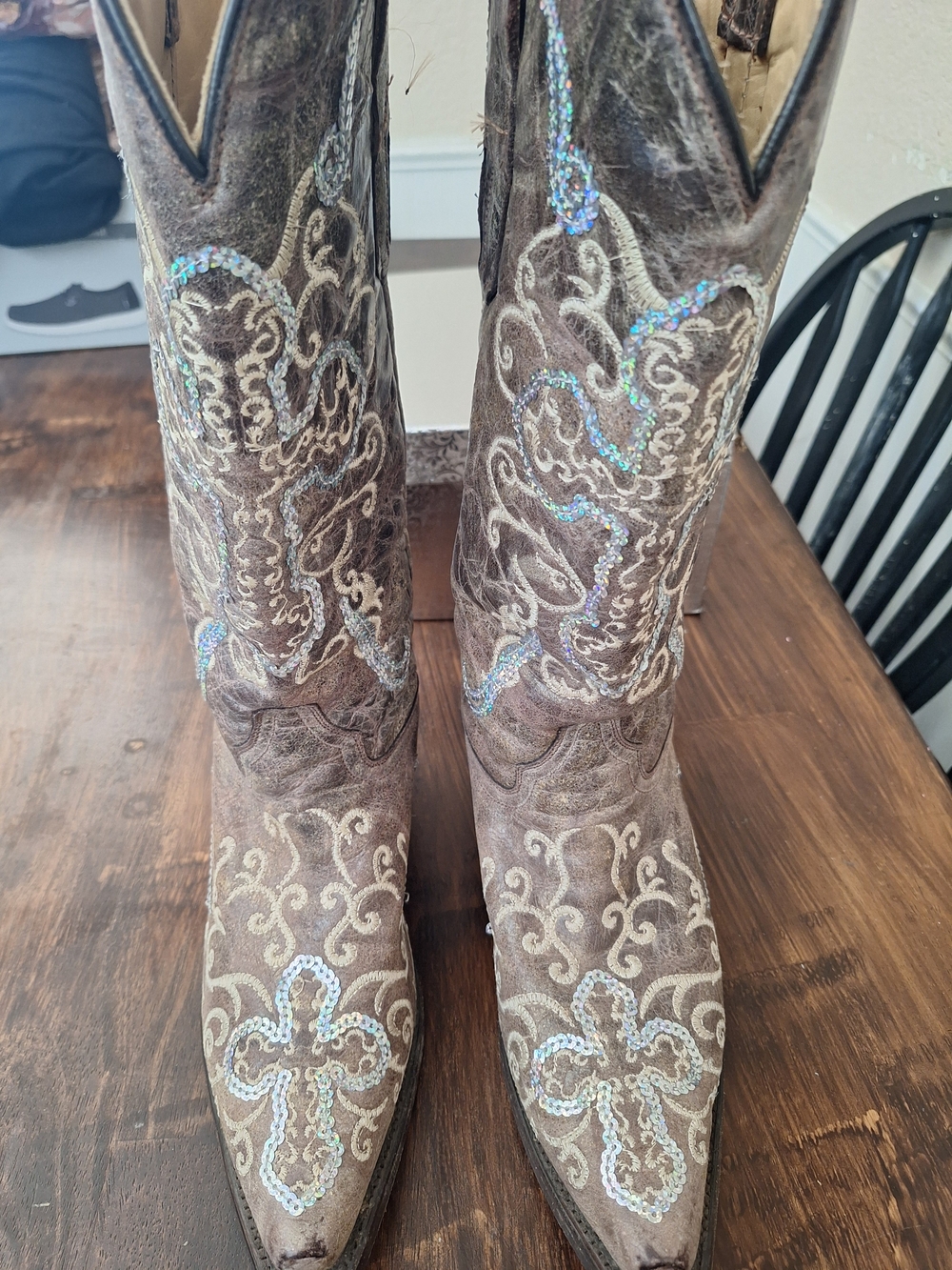 Embellished Brown Women's Western Boots - Sequined Cross Detail